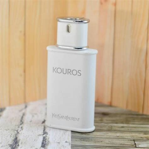 perfume korus white